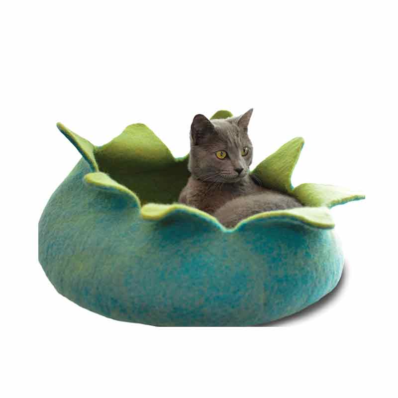 Karma Cat 20" Petals Basket