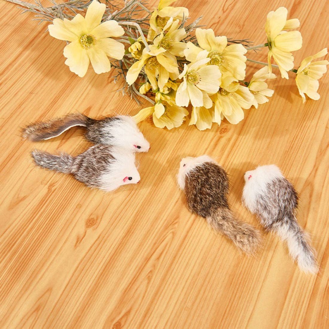 Moo - Faux Fur Mouse Cat Toy for Indoor Play