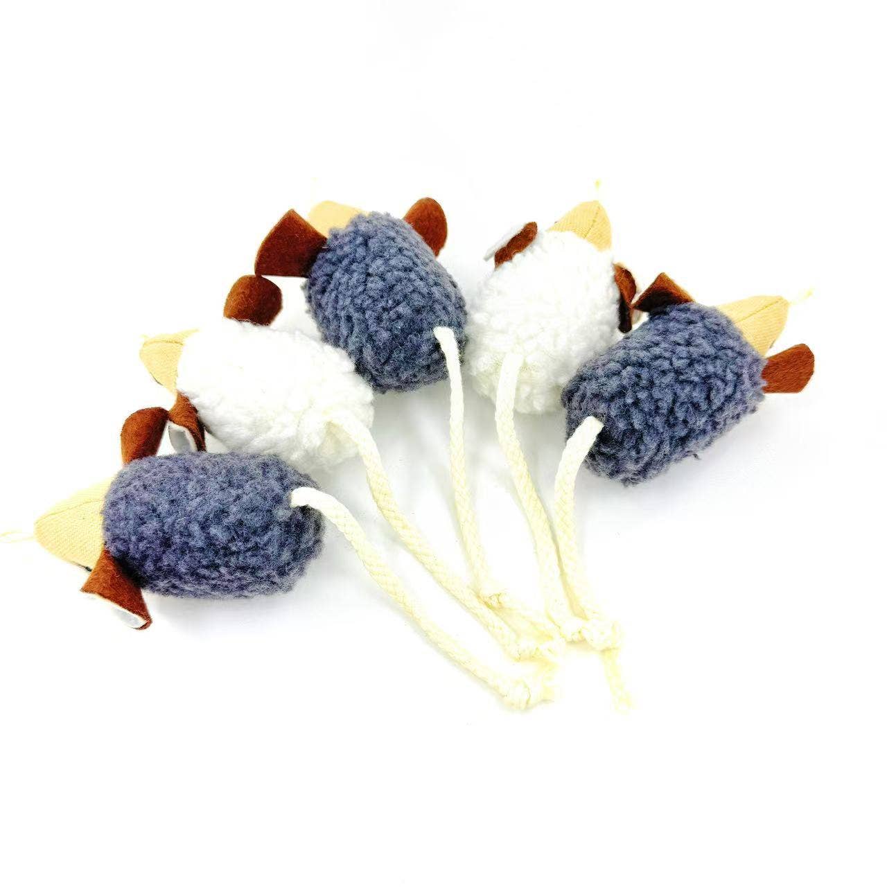 Moo – Wooly Mouse Cat Toy