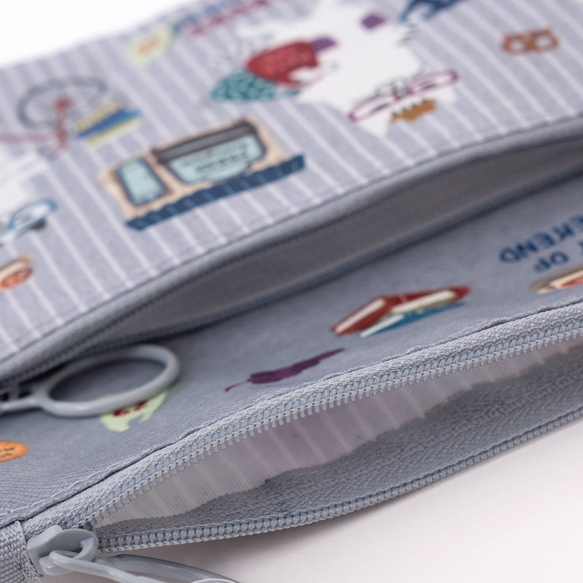 Kusuguru Japan Cat Card Holder Coin Purse Pouch