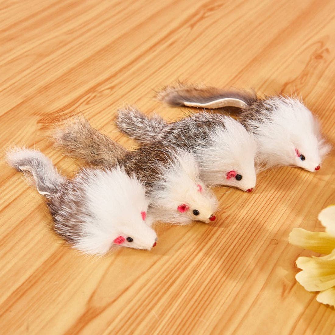 Moo - Faux Fur Mouse Cat Toy for Indoor Play