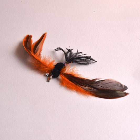 Moo - Playful Feather Plush Toy for Cats