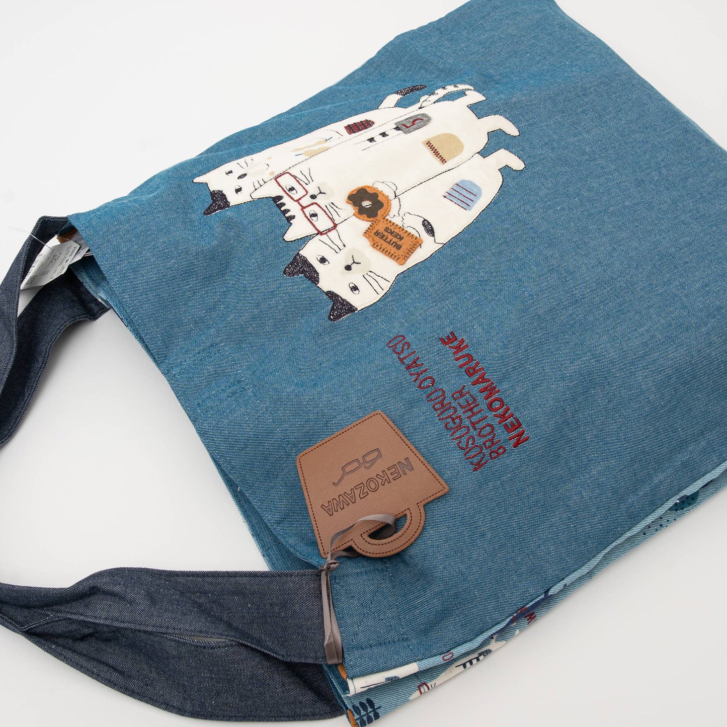 Kusuguru Japan Three Cats Embroidered Large Tote Bag in Blue