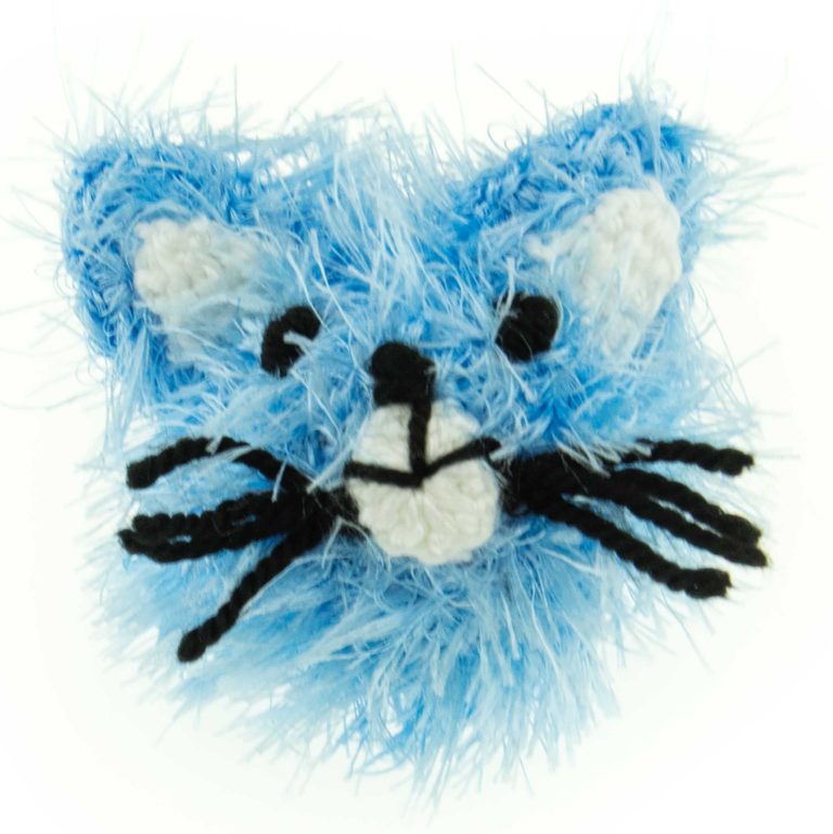Oomaloo Crocheted Ball Head Cat Toy