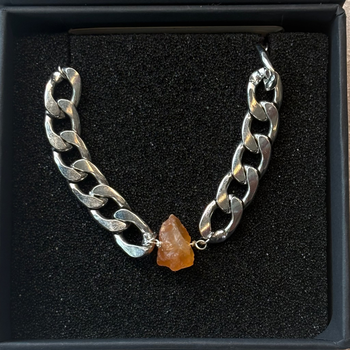 Magician Bracelet | Raw Crystal & Chunky Chain