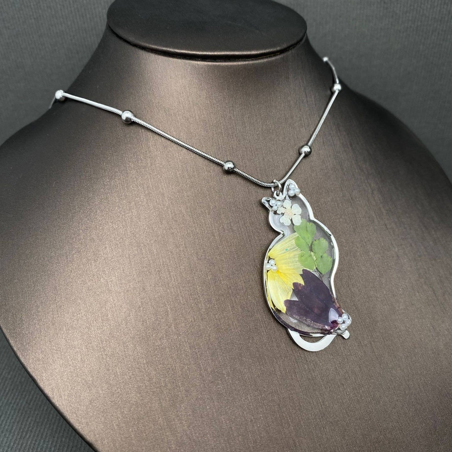 Dried Floral Cat Charm Necklace