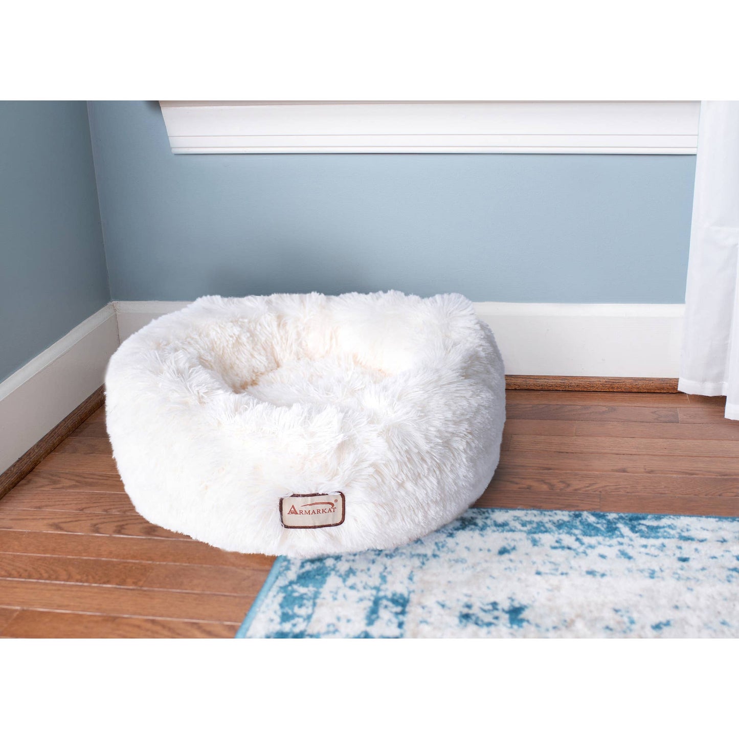 Armarkat Soft Plush Cuddler Bed