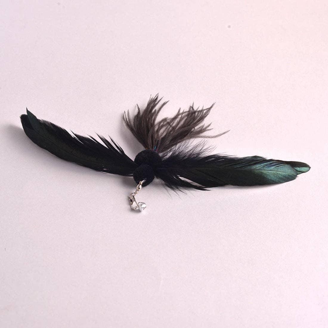 Moo - Playful Feather Plush Toy for Cats