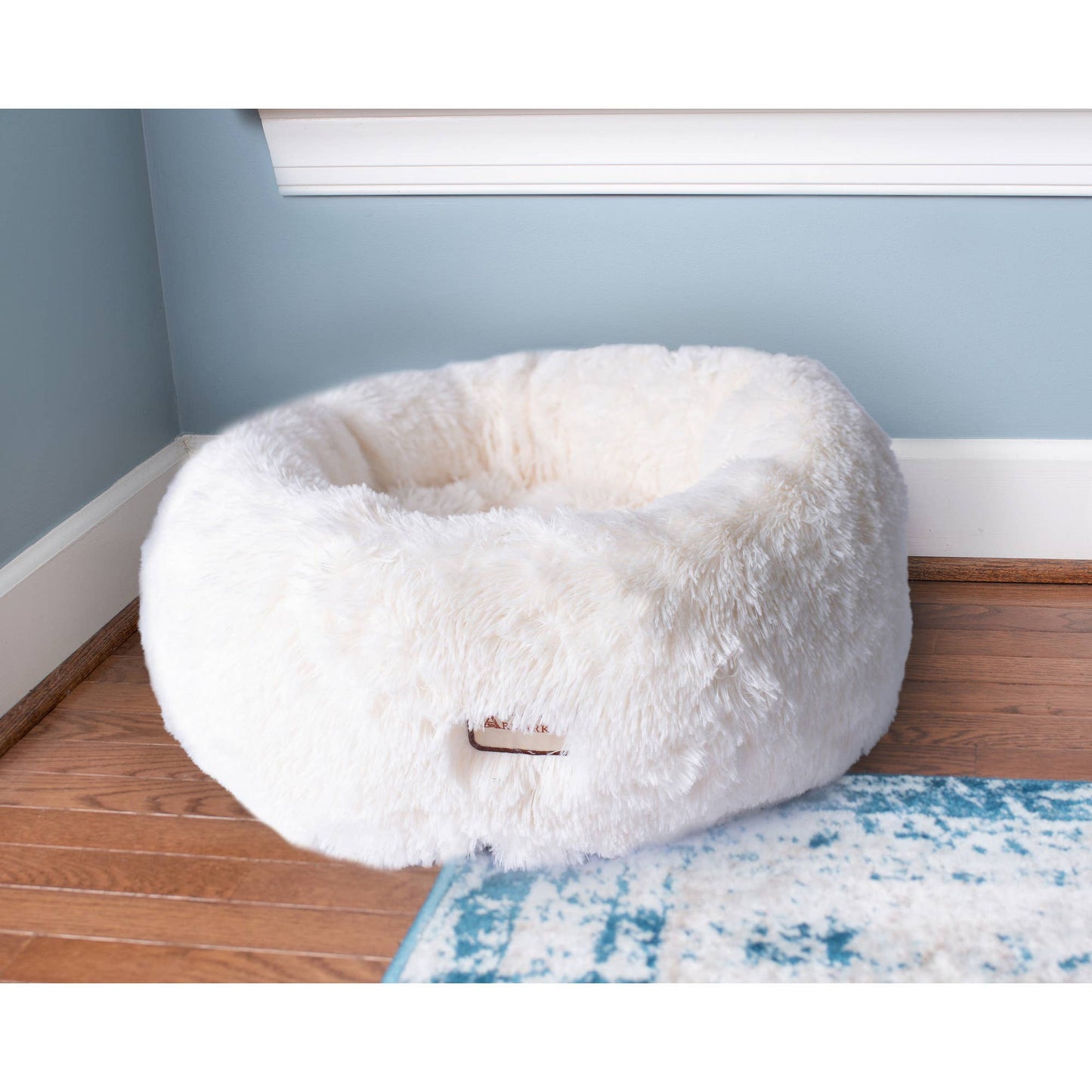 Armarkat Soft Plush Cuddler Bed