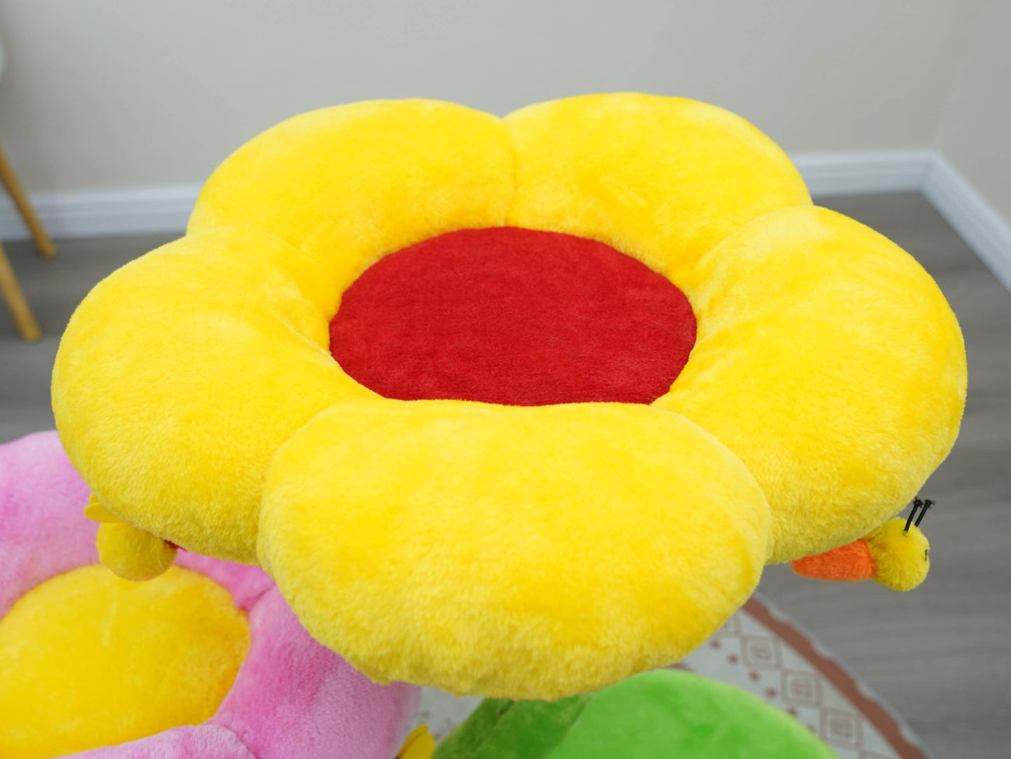 Catry Gum Drop 4-Level Flower Cat Tree