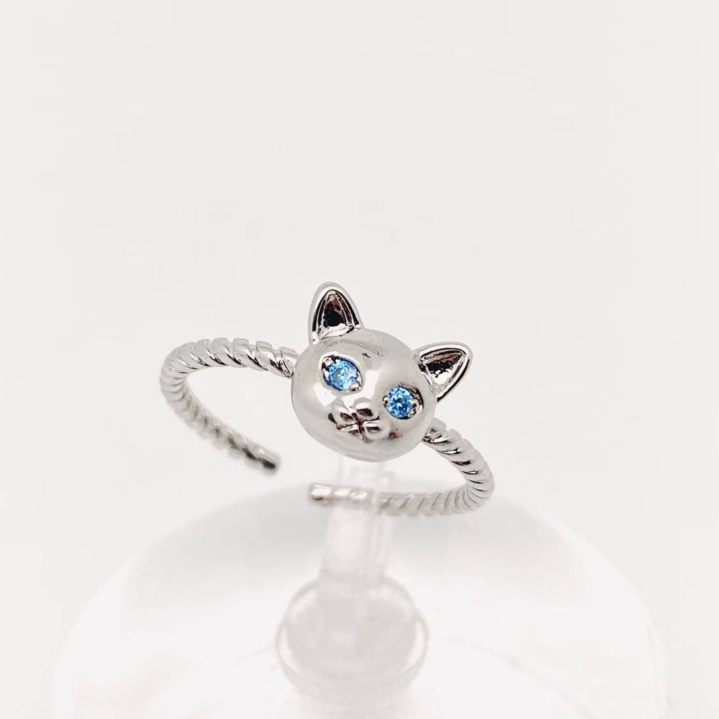 Cat's Head Adjustable Ring