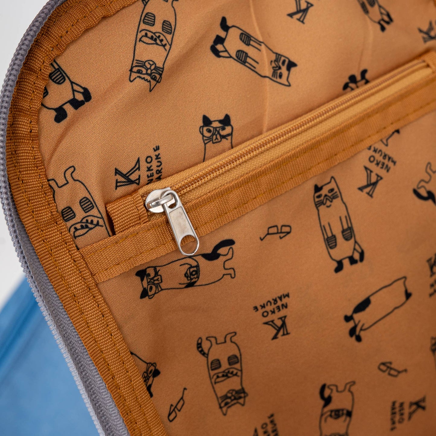 Kusuguru Nekomaruke Embroidered Backpack